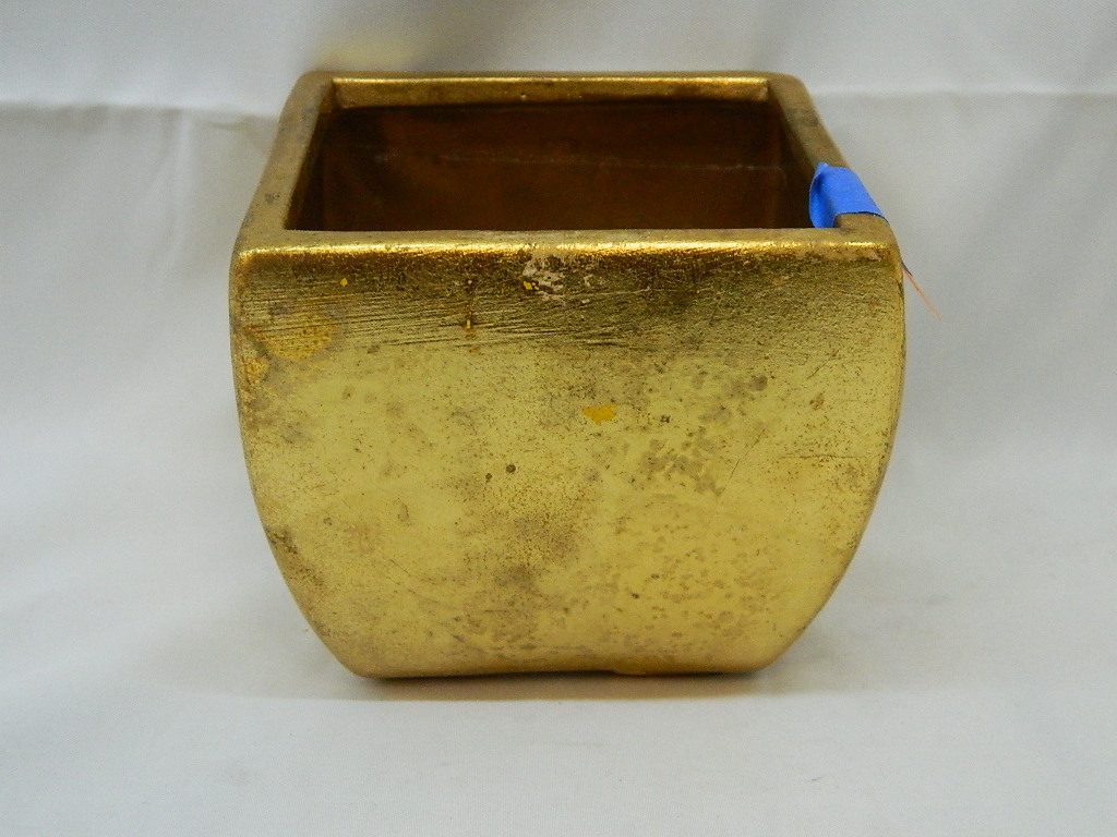 AA4016 Gold Toned VERY PRETTY Ceramic Made Small Planter 3 5x4x4 Inches Wilbur Auction