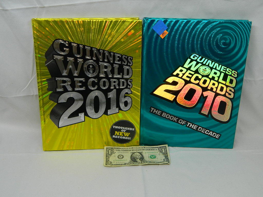 DO4059 Pair of GUINNESS WORLD RECORDS Books 2010 and 2016 ‘NEAT FACTS
