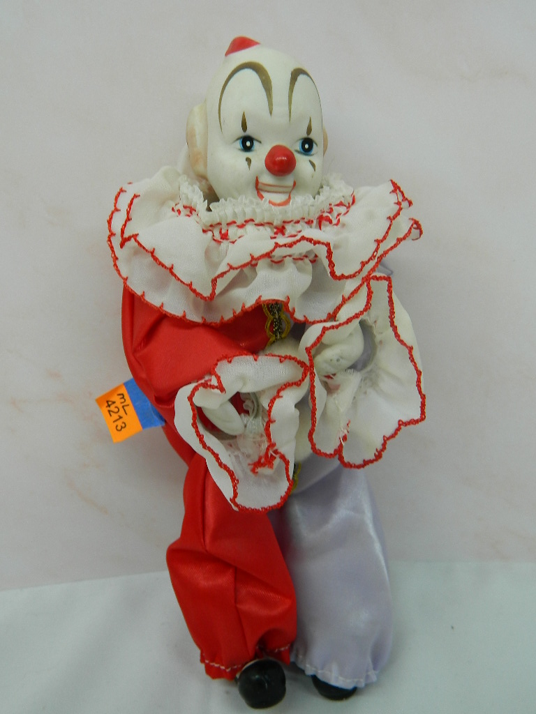 ML4213 Vintage Clown Figurine w/ Ceramic Head, Hands and Feet 8 in