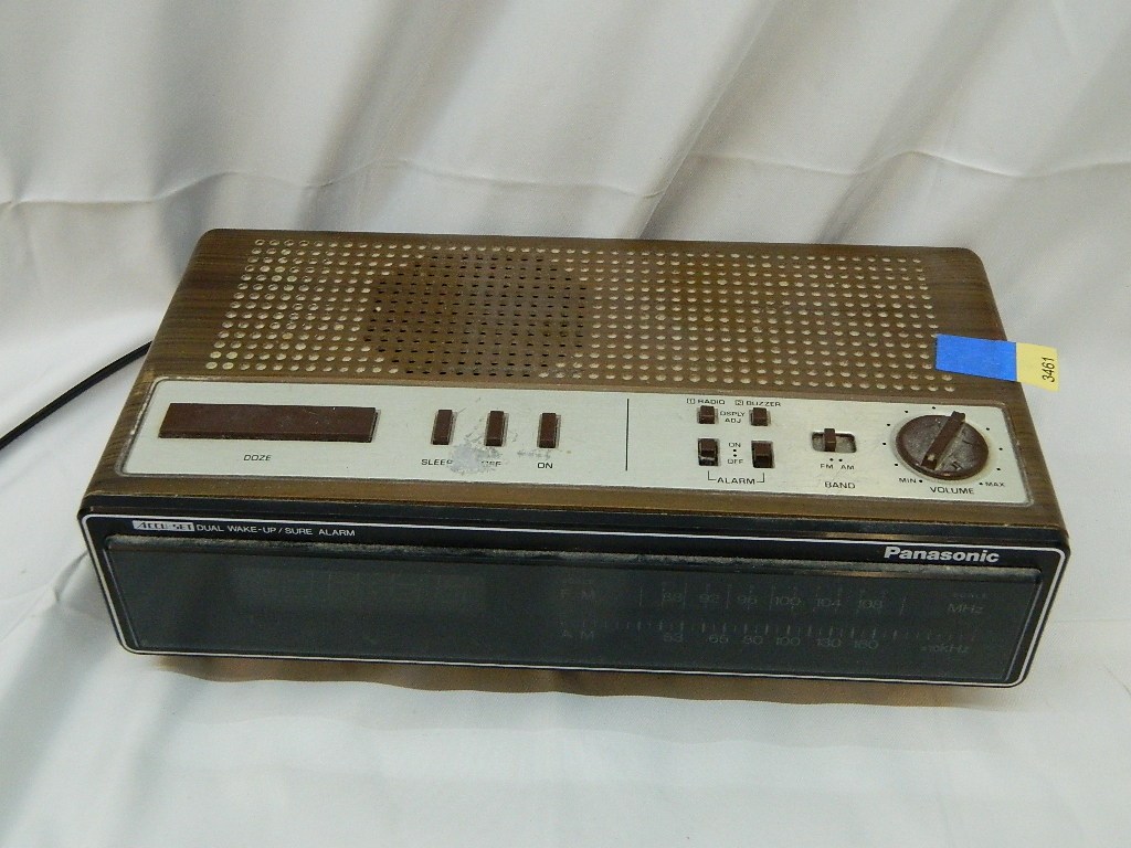 AA3461 VINTAGE PANASONIC ACCUSET Dual WakeUp / Sure Alarm Clock with