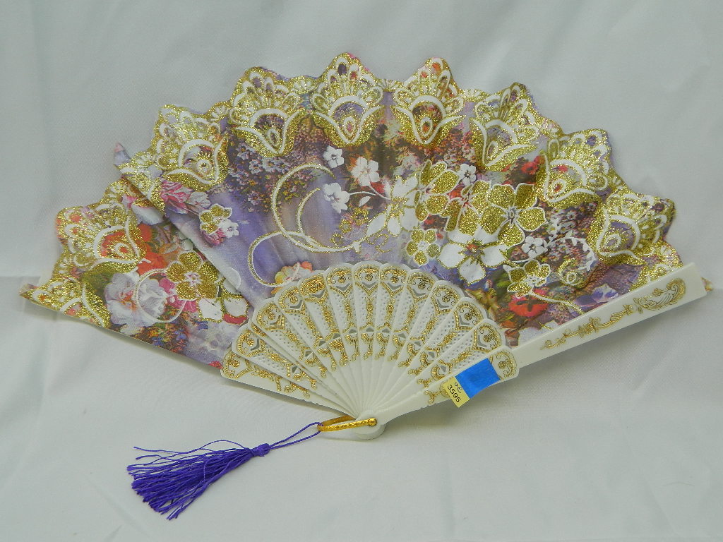 OE3595 Very PRETTY Folding Hand Fan Wilbur Auction