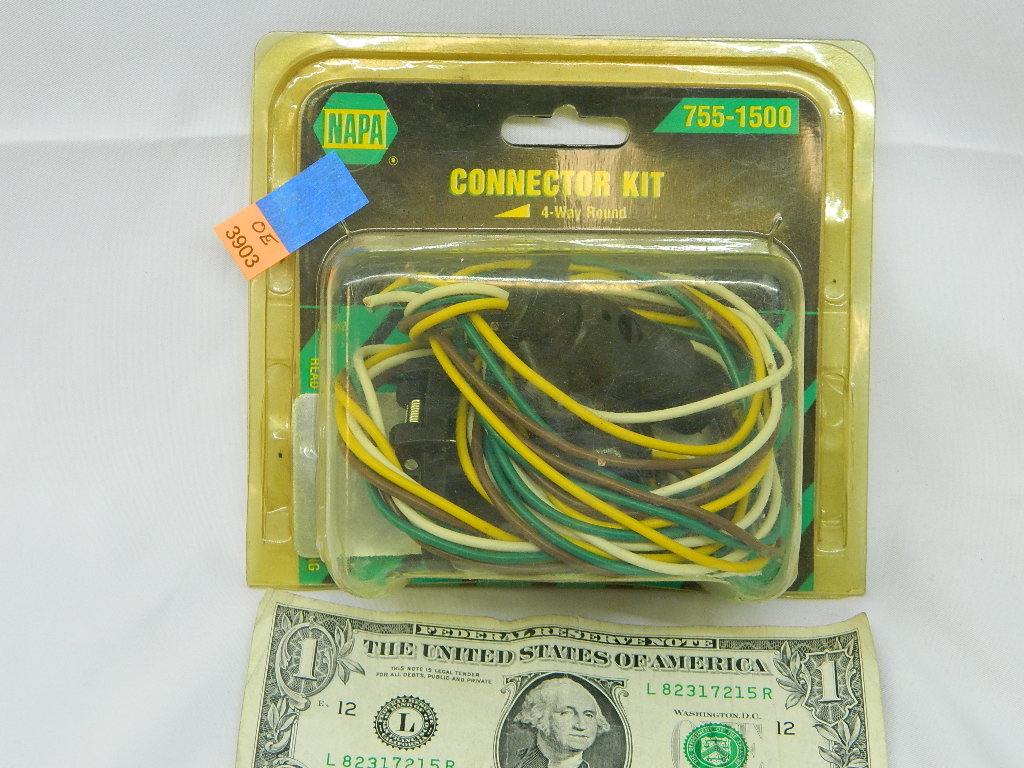 OE3903 NEW IN PACKAGE NAPA 4Way Round Connector Kit for Trailers