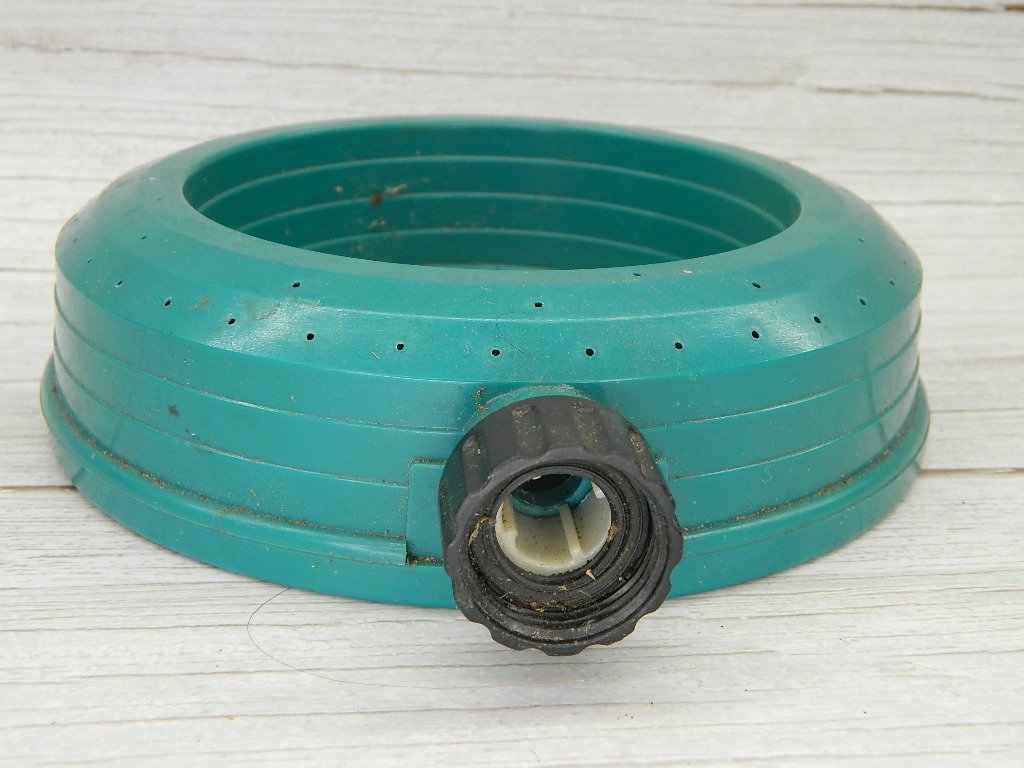 AA4715 Green Poly Ring Sprinkler 2 x 7 Inches JUST IN TIME FOR SPRING