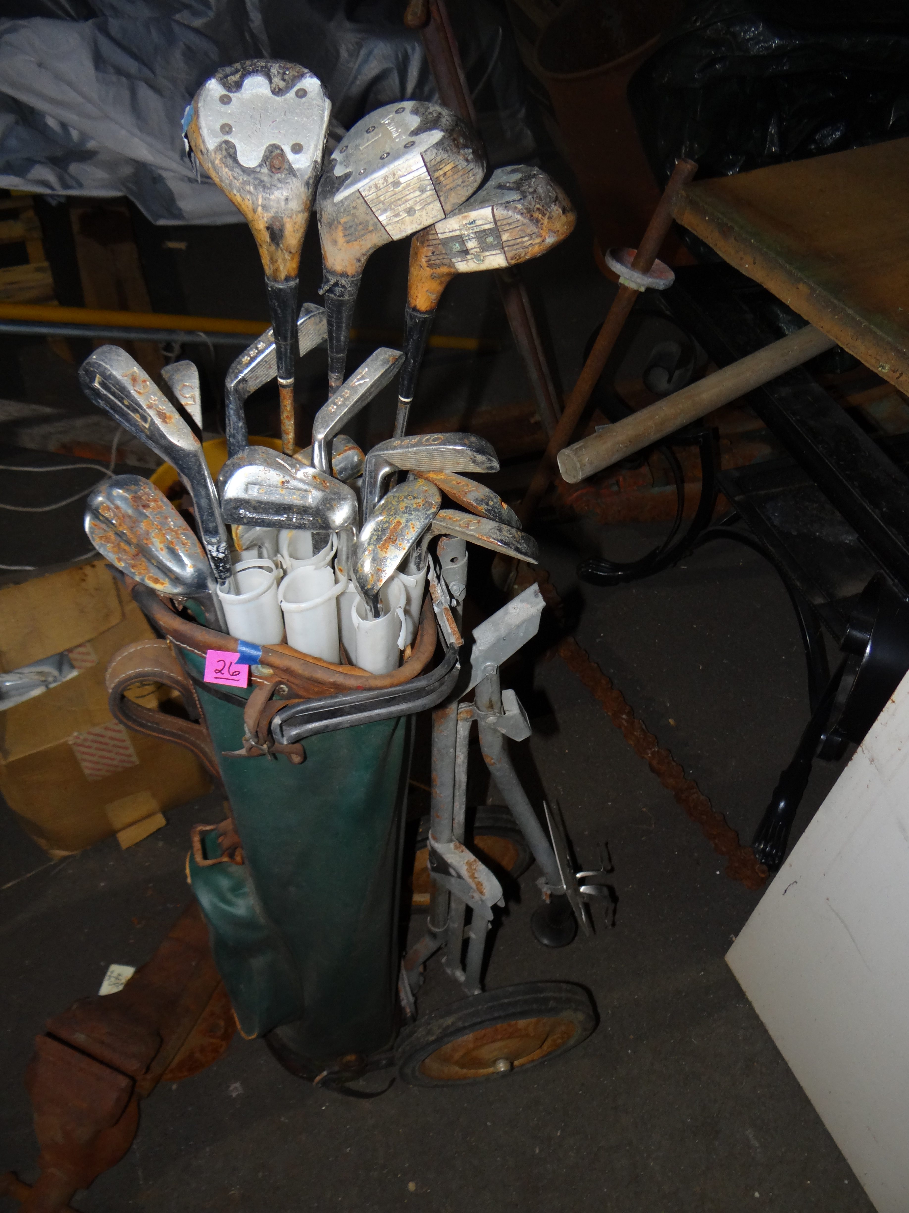 26Golf Clubs Wilbur Auction