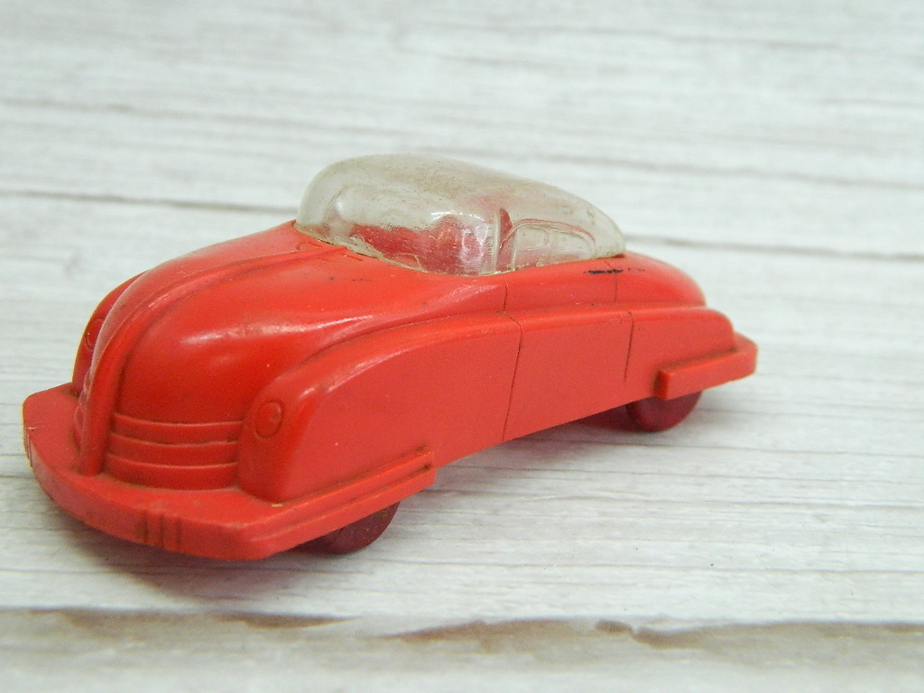 CF7553 Vintage 8 WANNATOYS Red Plastic Small Toy Car ‘3.5in Long