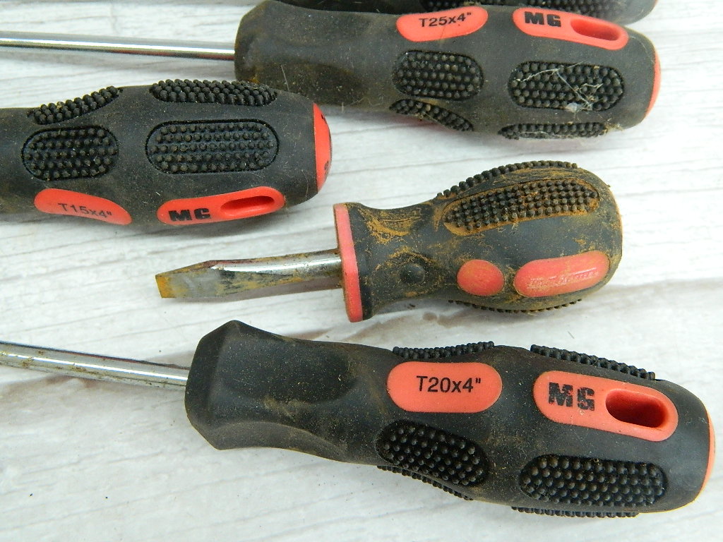 SG7624 Set of 4in Star Tipped Rubber Handled Specialty Screw Drivers w