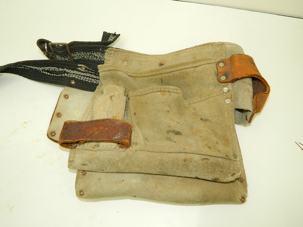 OE7099 ROOSTER R4992 Leather Made Carpenters Organizing Waist Belt W