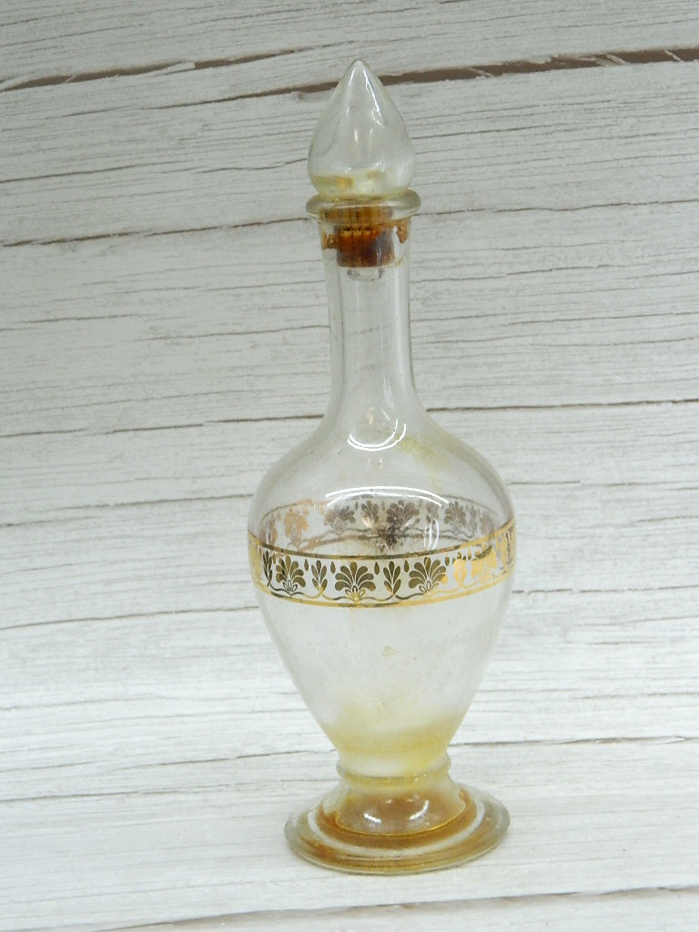 BH65010 ORNATE Gold Toned Painted Clear Glass VINTAGE ‘ AVON’ SkinSo