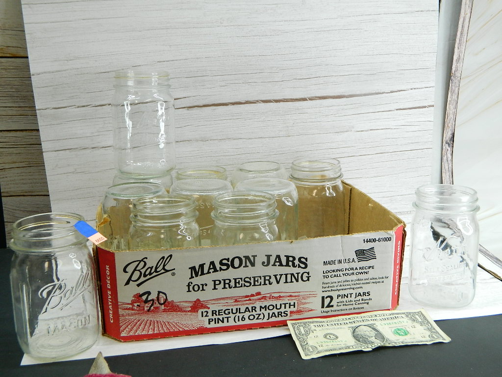 AA6650 Lot of 12 Vintage BALL and KERR Glass Mason Jars 5 1/4 Tall