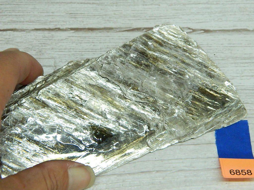 AA6858 Mica Rock Slab ‘Brittle Silver Black and Gold Toned