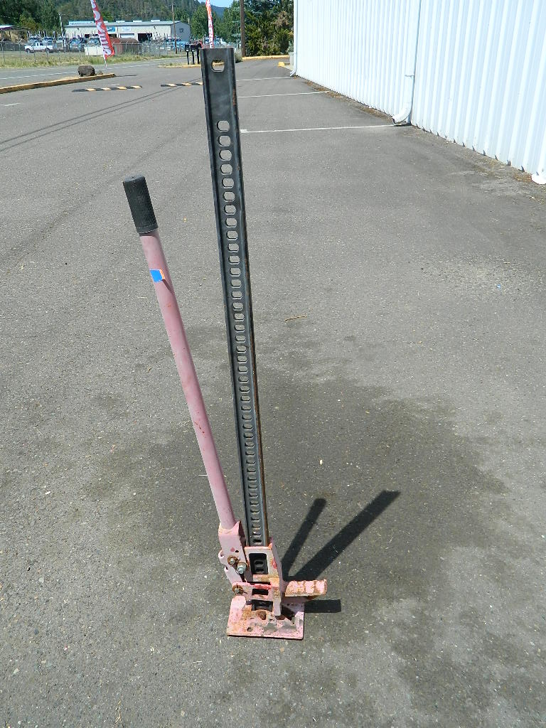 SG8066 Bumper Jack Works Great ‘4FT’ Wilbur Auction